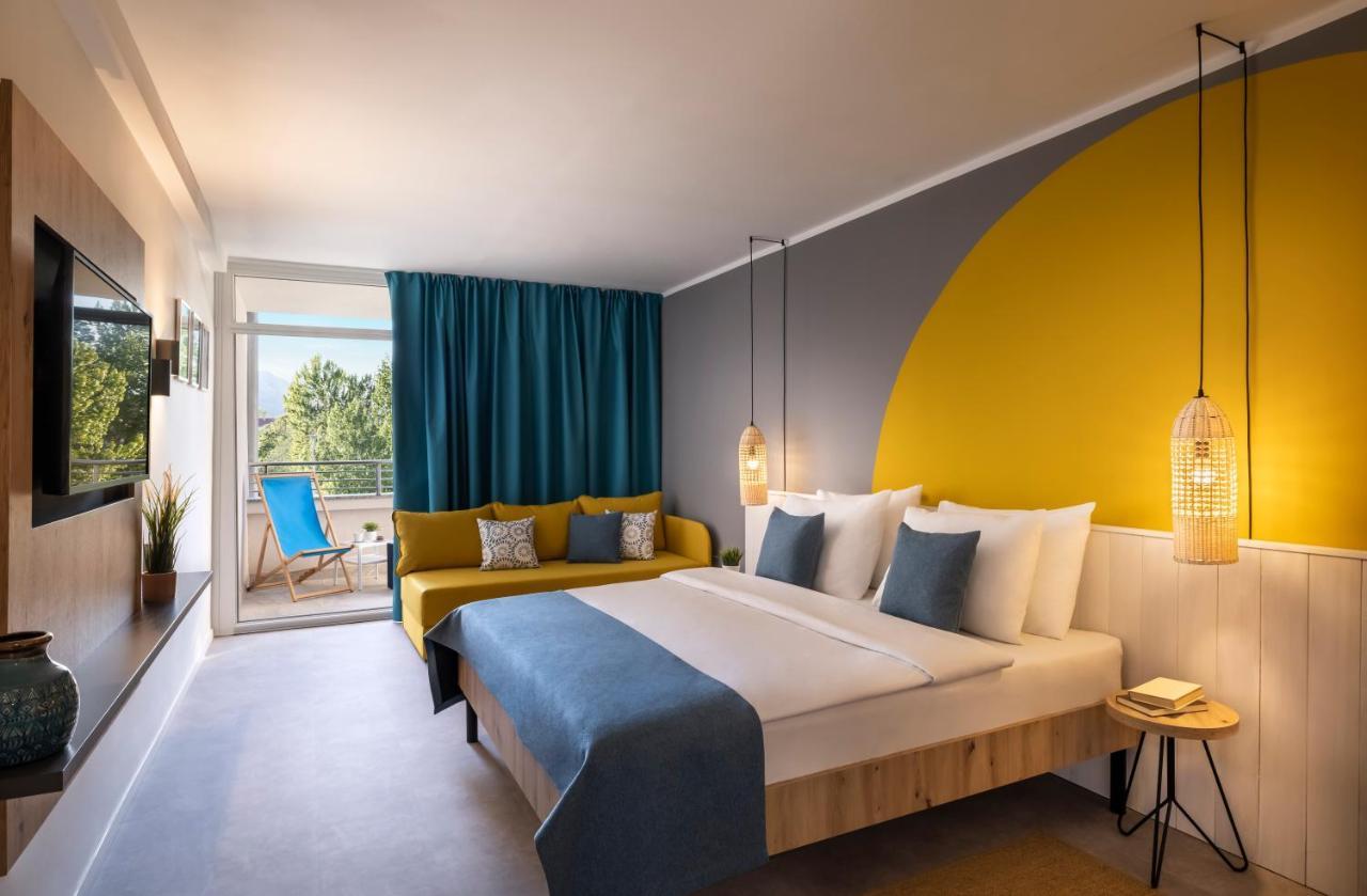 Sunny Baska Hotel By Valamar, Ex Corinthia Exterior photo